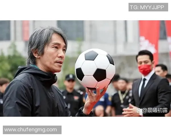 少林足球星爷破旧球鞋背后的传奇故事与足球精神