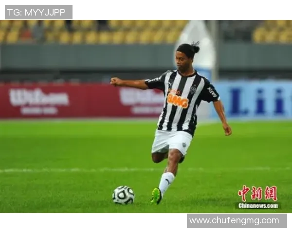 足球巨星雕像：彰显荣耀与传奇的巨大艺术作品