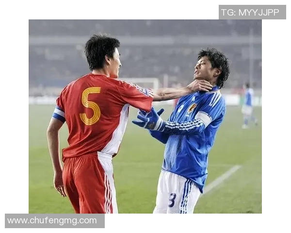 足球球星精彩进门瞬间回顾 技巧与力量完美结合震撼全场